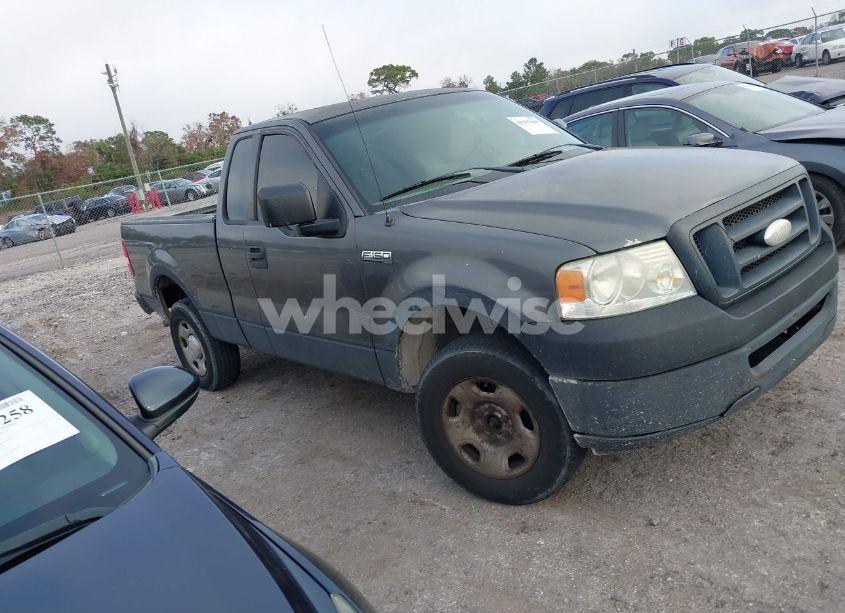 2007 Ford F-150 STX/XL/XLT (VIN 1FTRF12217NA47237) main photo