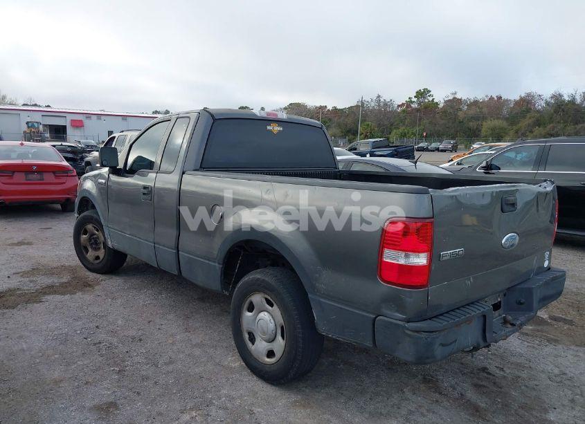 Photo 3 of 2007 Ford F-150 STX/XL/XLT (VIN 1FTRF12217NA47237)