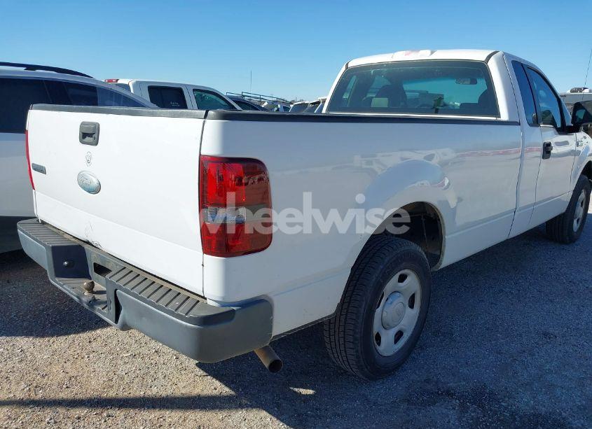 Photo 4 of 2007 Ford F-150 STX/XL/XLT (VIN 1FTRF12217NA59906)