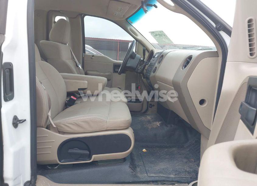 Photo 5 of 2007 Ford F-150 STX/XL/XLT (VIN 1FTRF12217NA59906)