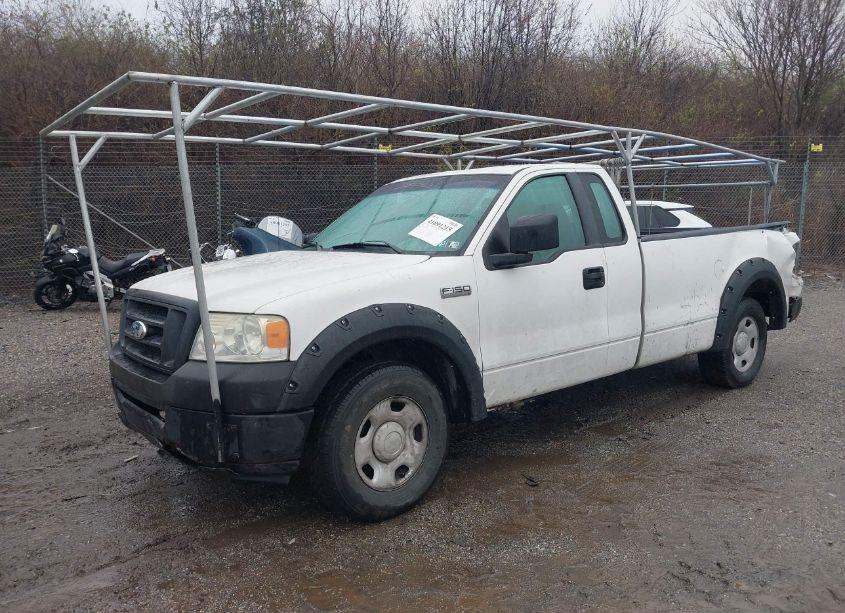 Photo 2 of 2008 Ford F-150 STX/XL/XLT (VIN 1FTRF12218KD70156)