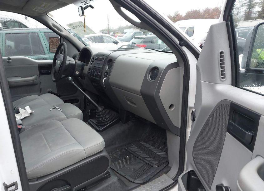 Photo 5 of 2008 Ford F-150 STX/XL/XLT (VIN 1FTRF12218KE22949)