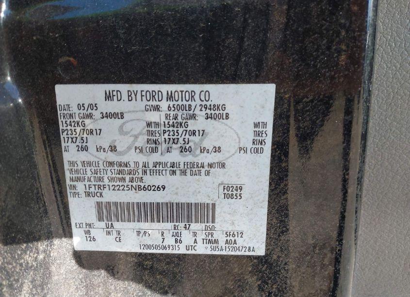 Photo 9 of 2005 Ford F-150 STX/XL/XLT (VIN 1FTRF12225NB60269)