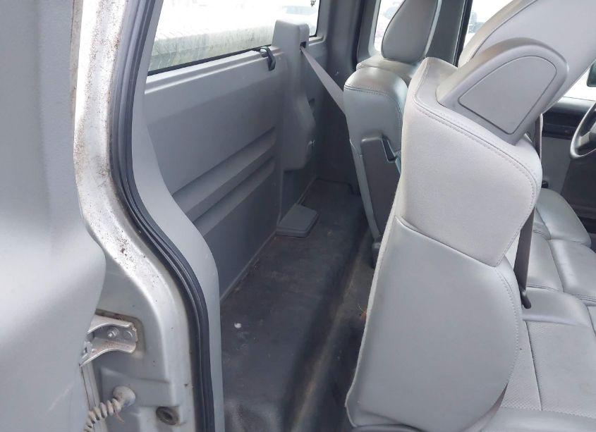 Photo 8 of 2006 Ford F-150 STX/XL/XLT (VIN 1FTRF12226NA65115)