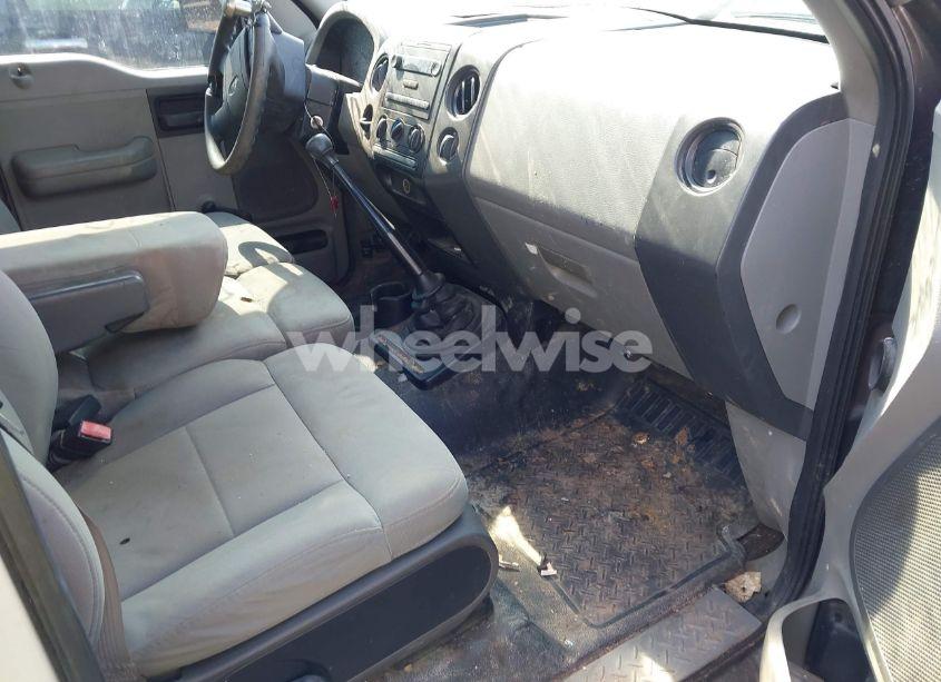 Photo 5 of 2007 Ford F-150 STX/XL/XLT (VIN 1FTRF12227NA20709)