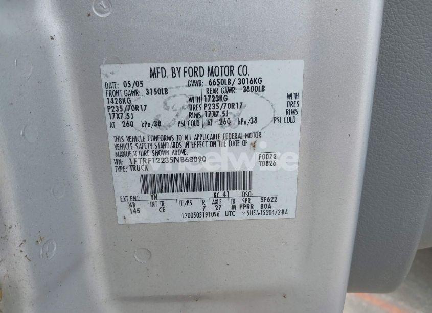 Photo 9 of 2005 Ford F-150 STX/XL/XLT (VIN 1FTRF12235NB68090)