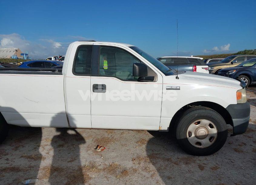 Photo 13 of 2006 Ford F-150 STX/XL/XLT (VIN 1FTRF12236NA73384)