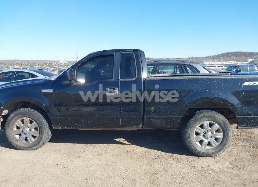 Photo 14 of 2005 Ford F-150 STX/XL/XLT (VIN 1FTRF12255KF10205)