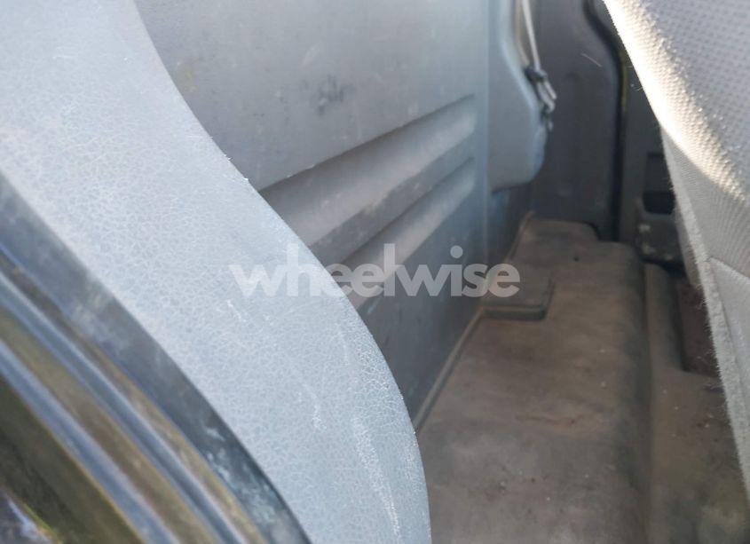 Photo 8 of 2005 Ford F-150 STX/XL/XLT (VIN 1FTRF12255KF10205)