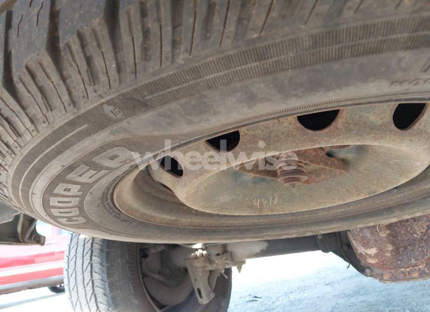 Photo 12 of 2005 Ford F-150 STX/XL/XLT (VIN 1FTRF12255NB96621)