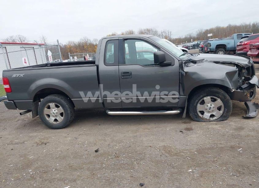 Photo 13 of 2006 Ford F-150 STX/XL/XLT (VIN 1FTRF12256NB12525)
