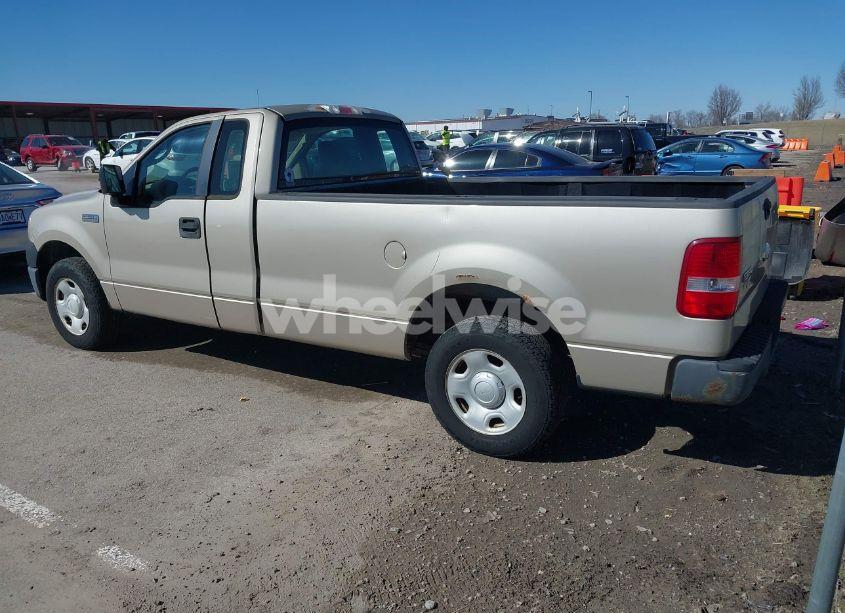 Photo 3 of 2007 Ford F-150 STX/XL/XLT (VIN 1FTRF12257KB14262)