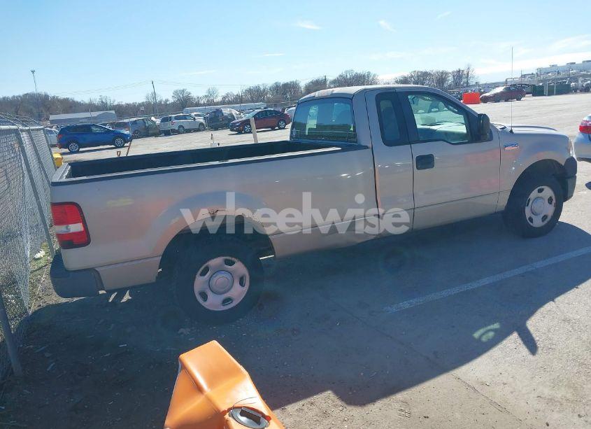 Photo 4 of 2007 Ford F-150 STX/XL/XLT (VIN 1FTRF12257KB14262)