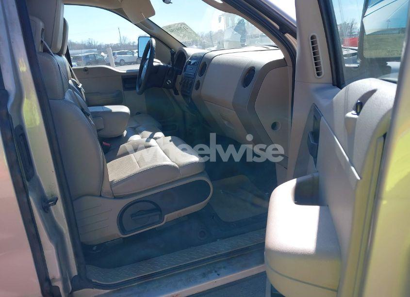 Photo 5 of 2007 Ford F-150 STX/XL/XLT (VIN 1FTRF12257KB14262)