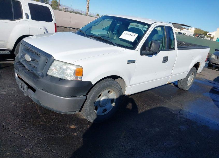 Photo 2 of 2007 Ford F-150 STX/XL/XLT (VIN 1FTRF12257KC75954)