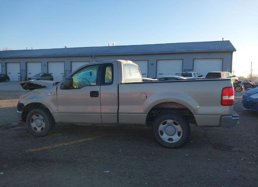 Photo 14 of 2007 Ford F-150 STX/XL/XLT (VIN 1FTRF12257NA06030)