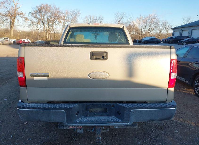 Photo 16 of 2007 Ford F-150 STX/XL/XLT (VIN 1FTRF12257NA06030)