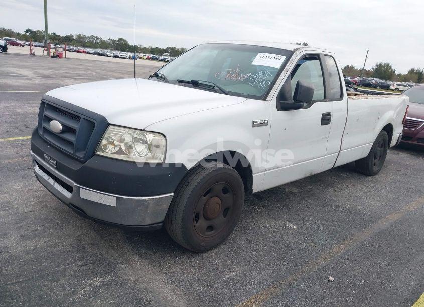 Photo 2 of 2008 Ford F-150 STX/XL/XLT (VIN 1FTRF12258KD18271)