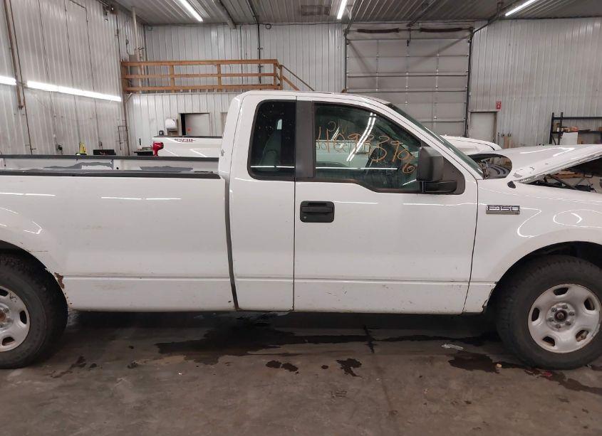 Photo 14 of 2008 Ford F-150 STX/XL/XLT (VIN 1FTRF12258KD34776)