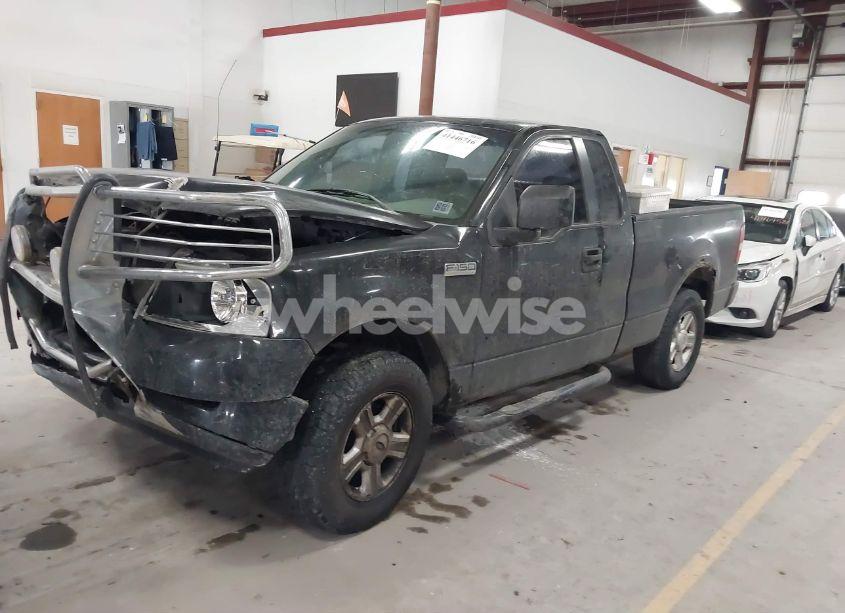 Photo 2 of 2005 Ford F-150 STX/XL/XLT (VIN 1FTRF12265KE88523)