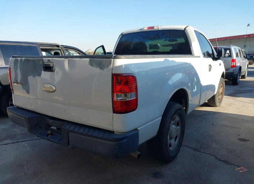 Photo 4 of 2006 Ford F-150 STX/XL/XLT (VIN 1FTRF12266KD98175)