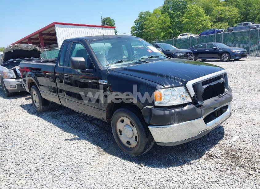 2006 Ford F-150 STX/XL/XLT (VIN 1FTRF12266NA93922) main photo