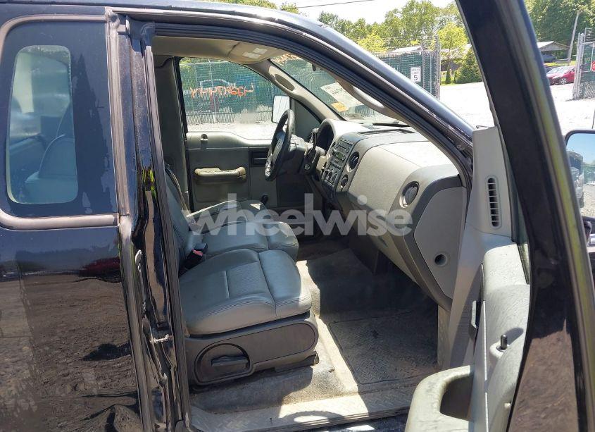 Photo 5 of 2006 Ford F-150 STX/XL/XLT (VIN 1FTRF12266NA93922)