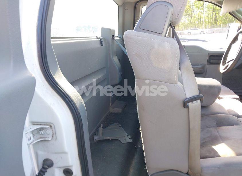 Photo 8 of 2006 Ford F-150 STX/XL/XLT (VIN 1FTRF12266NB71034)