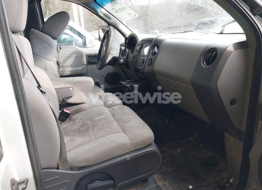 Photo 5 of 2006 Ford F-150 STX/XL/XLT (VIN 1FTRF12266NB85385)