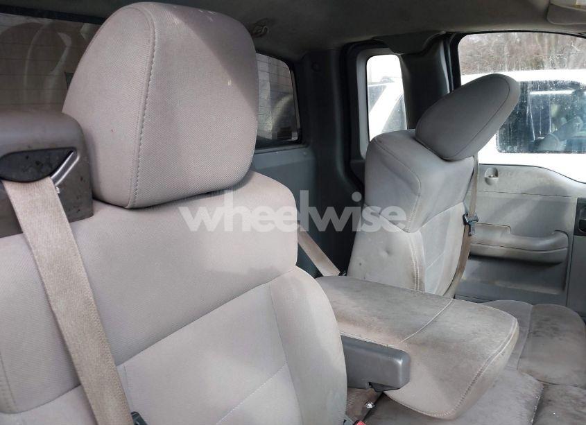 Photo 8 of 2006 Ford F-150 STX/XL/XLT (VIN 1FTRF12266NB85385)