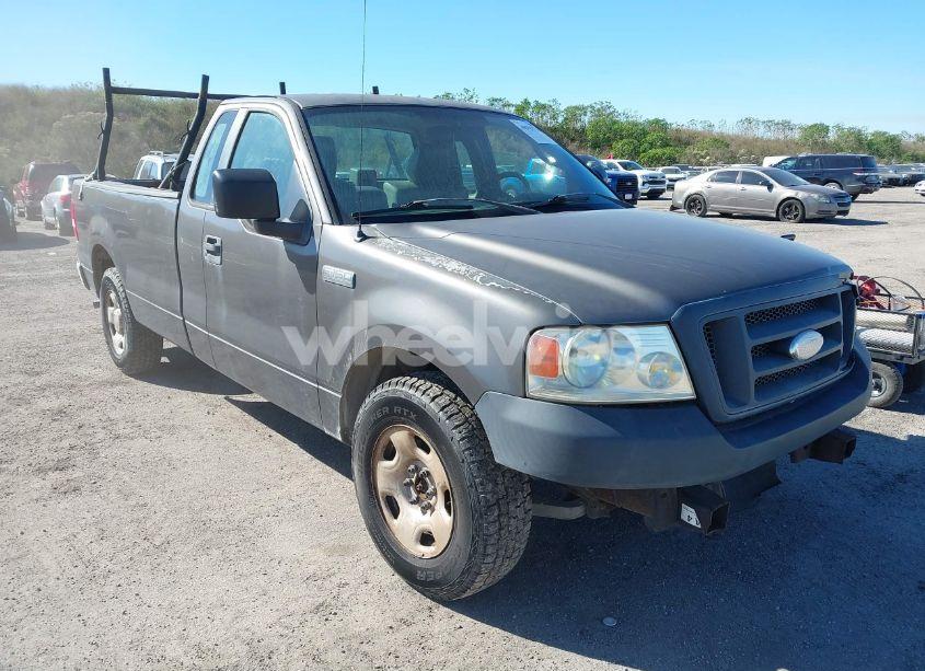 2007 Ford F-150 STX/XL/XLT (VIN 1FTRF12267KB14495) main photo