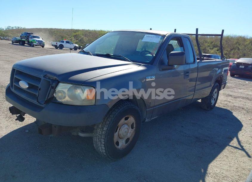 Photo 2 of 2007 Ford F-150 STX/XL/XLT (VIN 1FTRF12267KB14495)