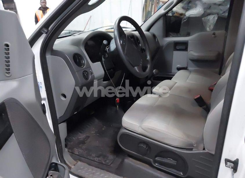 Photo 5 of 2007 Ford F-150 STX/XL/XLT (VIN 1FTRF12267KC21885)