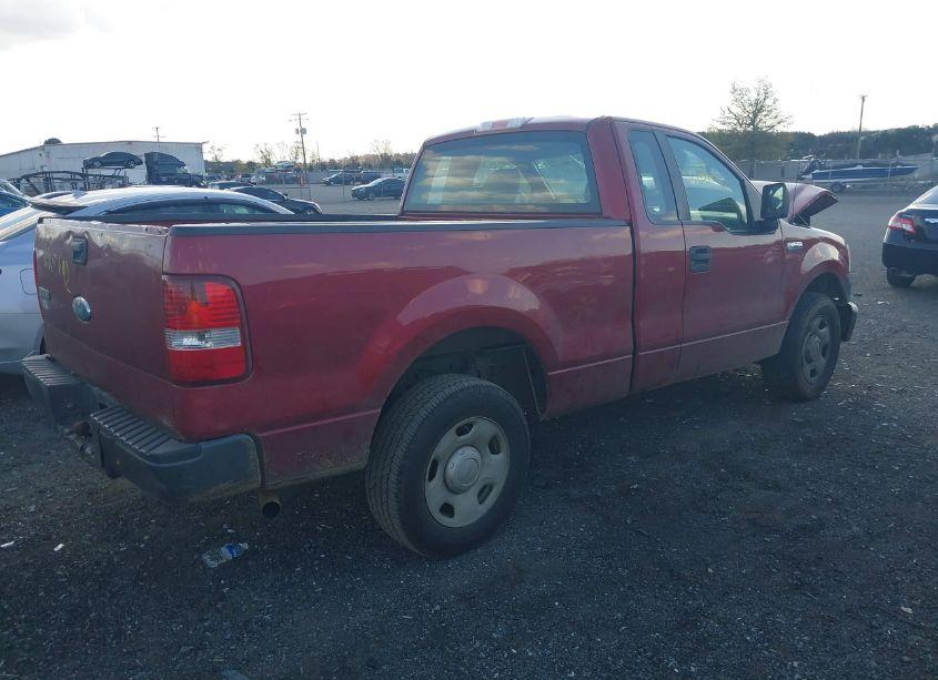 Photo 4 of 2007 Ford F-150 STX/XL/XLT (VIN 1FTRF12267KD43565)