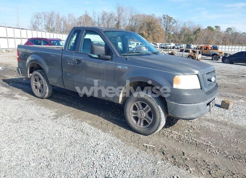2007 Ford F-150 STX/XL/XLT (VIN 1FTRF12267NA13813) main photo