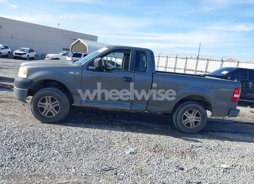 Photo 14 of 2007 Ford F-150 STX/XL/XLT (VIN 1FTRF12267NA13813)