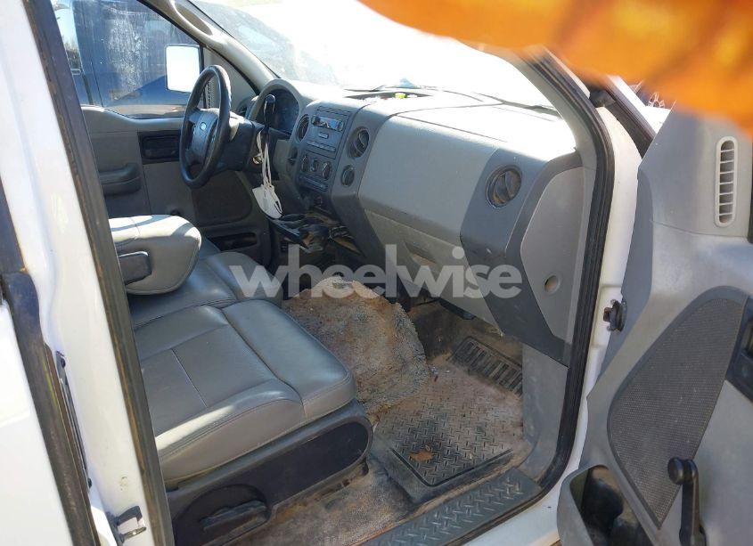 Photo 5 of 2007 Ford F-150 STX/XL/XLT (VIN 1FTRF12267NA60503)