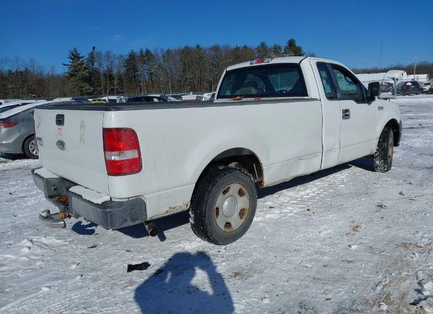 Photo 4 of 2007 Ford F-150 STX/XL/XLT (VIN 1FTRF12267NA71050)