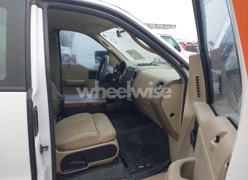 Photo 5 of 2008 Ford F-150 STX/XL/XLT (VIN 1FTRF12268KC87953)