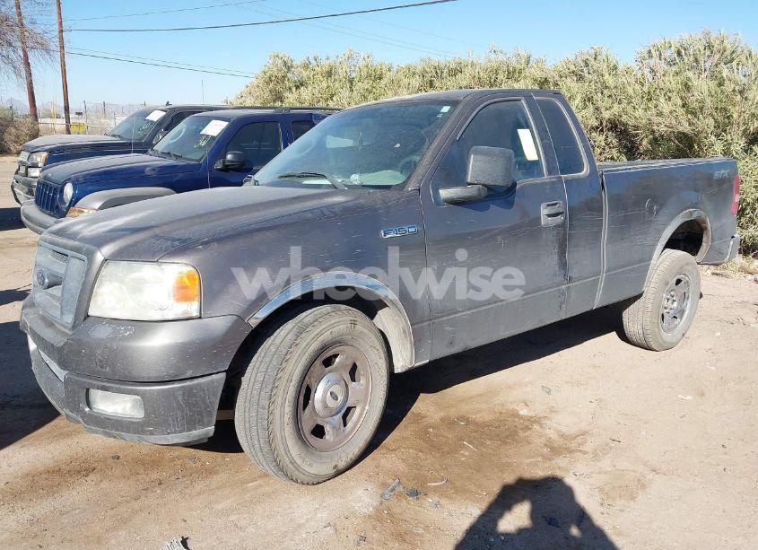 Photo 2 of 2005 Ford F-150 STX/XL/XLT (VIN 1FTRF12275KC36456)