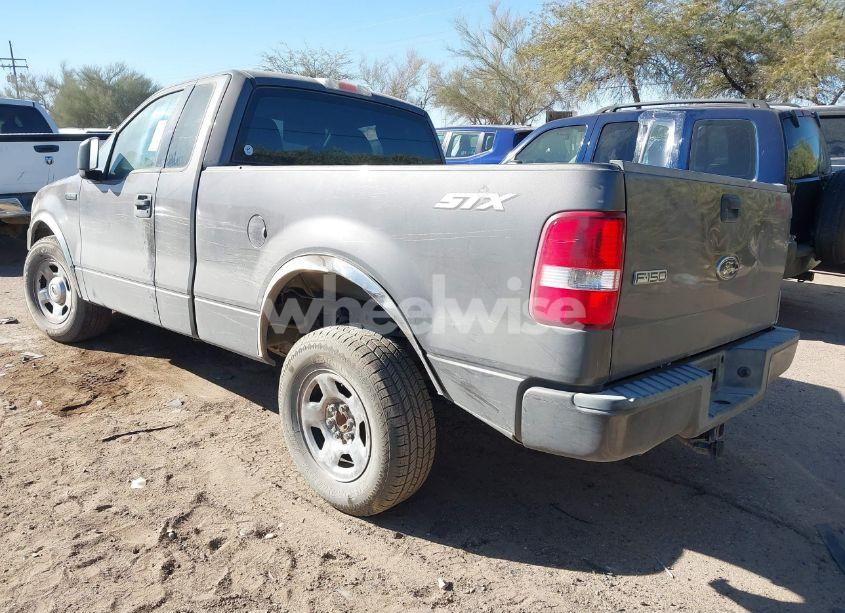 Photo 3 of 2005 Ford F-150 STX/XL/XLT (VIN 1FTRF12275KC36456)