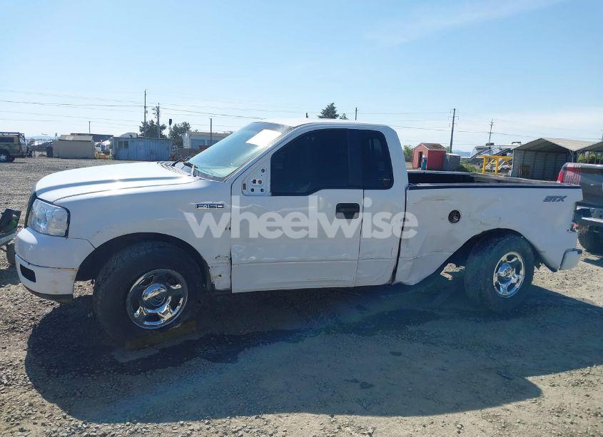 Photo 14 of 2005 Ford F-150 STX/XL/XLT (VIN 1FTRF12275KC49868)