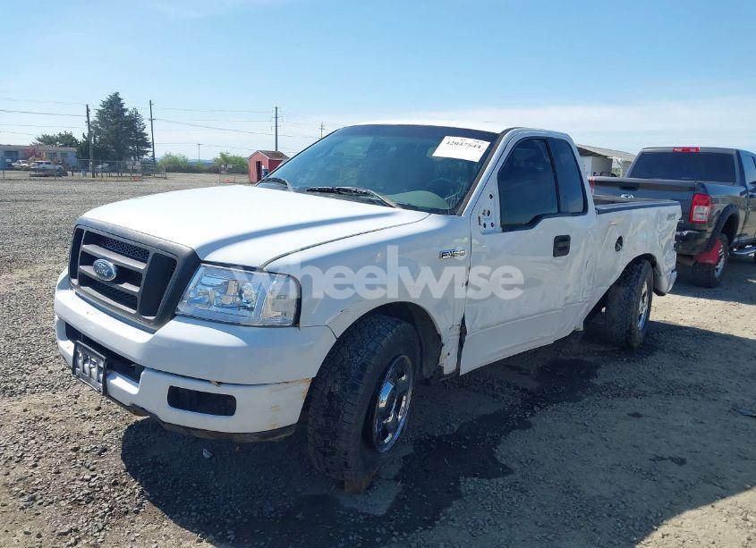 Photo 2 of 2005 Ford F-150 STX/XL/XLT (VIN 1FTRF12275KC49868)