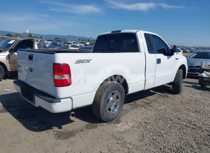 Photo 4 of 2005 Ford F-150 STX/XL/XLT (VIN 1FTRF12275KC49868)