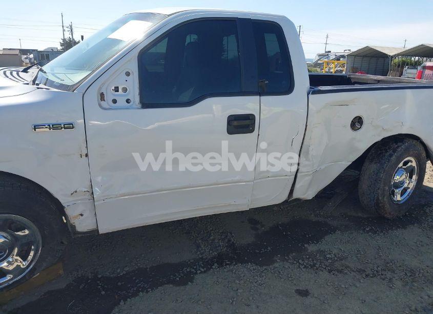 Photo 6 of 2005 Ford F-150 STX/XL/XLT (VIN 1FTRF12275KC49868)