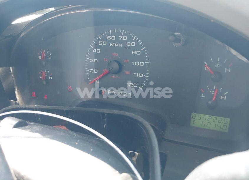 Photo 7 of 2005 Ford F-150 STX/XL/XLT (VIN 1FTRF12275KE27391)