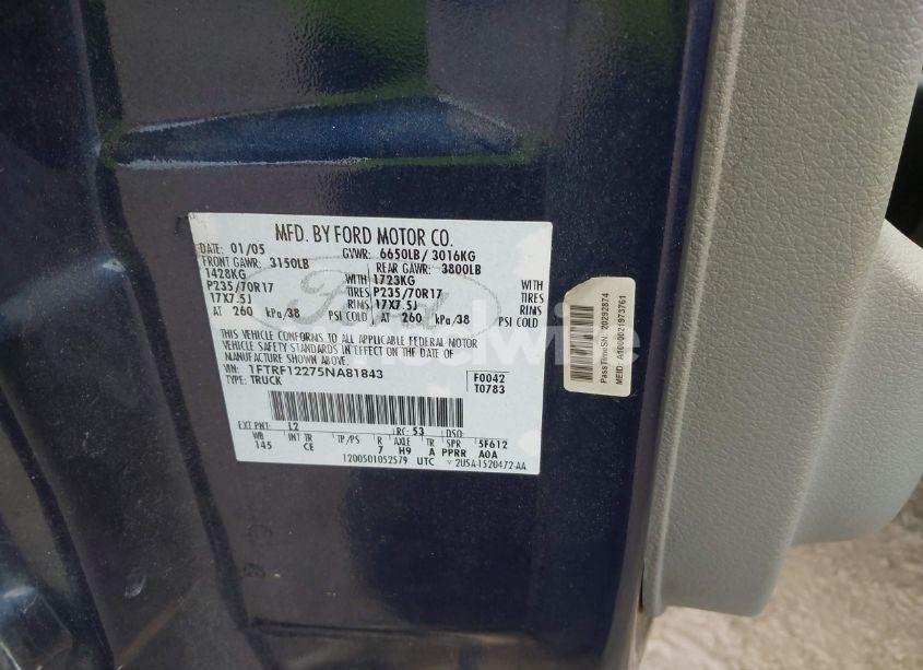 Photo 9 of 2005 Ford F-150 STX/XL/XLT (VIN 1FTRF12275NA81843)