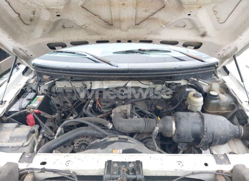 Photo 10 of 2005 Ford F-150 STX/XL/XLT (VIN 1FTRF12275NB86270)