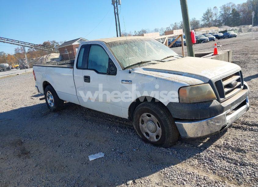 2006 Ford F-150 STX/XL/XLT (VIN 1FTRF12276NB12087) main photo