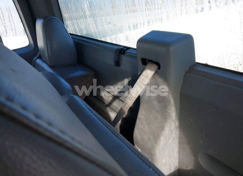 Photo 8 of 2006 Ford F-150 STX/XL/XLT (VIN 1FTRF12276NB12087)